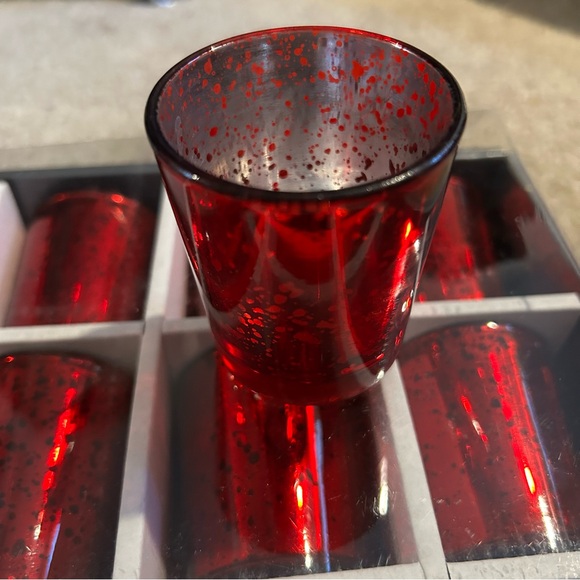 Mikasa ~ Set of 12 Red Mercury Glass Christmas Votive Tealight Candle Holders - Picture 3 of 4